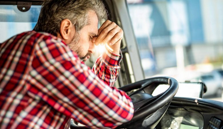 Motorista com exaustão: Veja as doenças e causas
